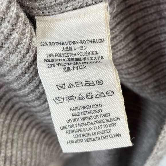 NWT Free People Turtleneck Sweater Size L - Picture 8 of 8